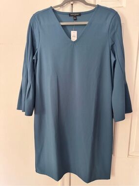 Banana Republic Light Blue V-Neck Long Sleeve Shift Dress